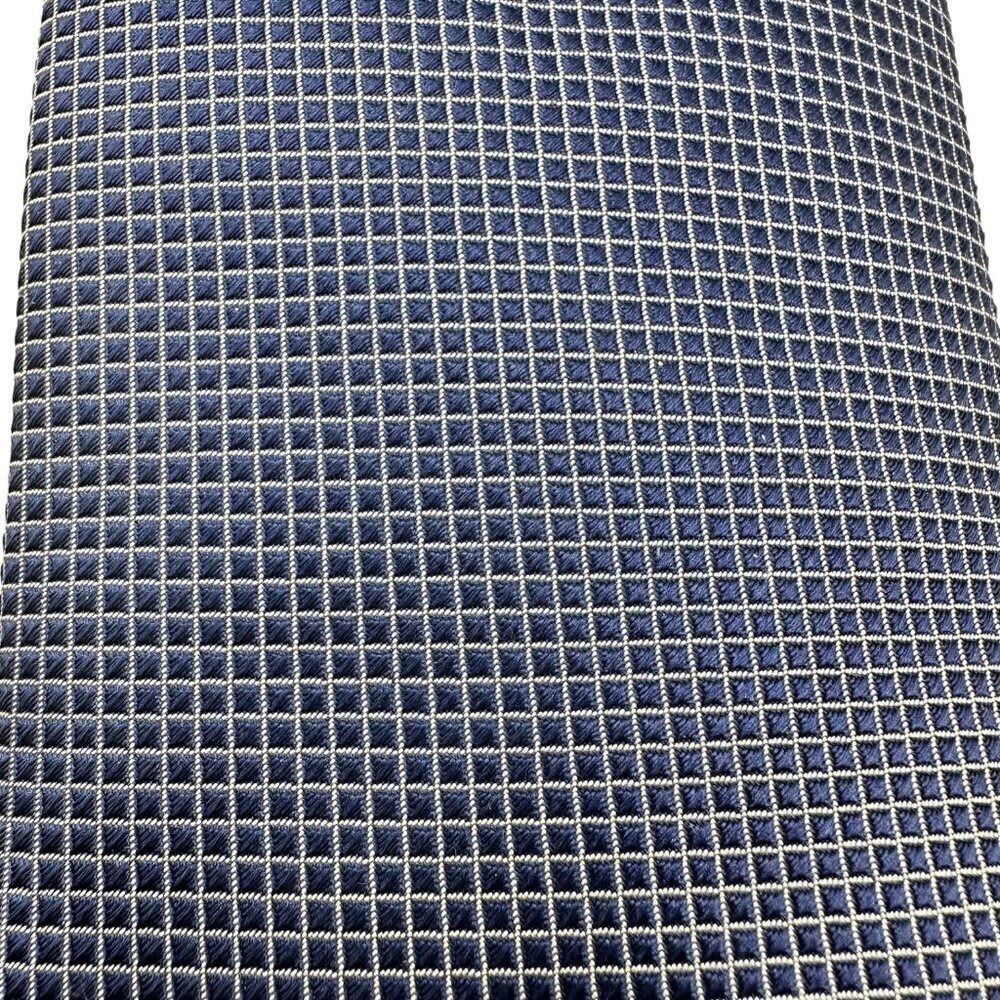 Hermés Paris Men's Classic Black Checked Tie 100% Silk - Picture 8 of 8